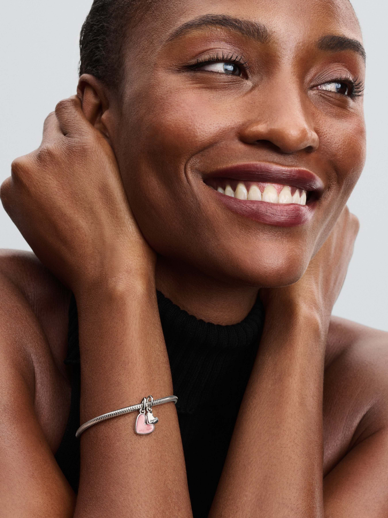 Классические PANDORA модель 793766C01 Фото