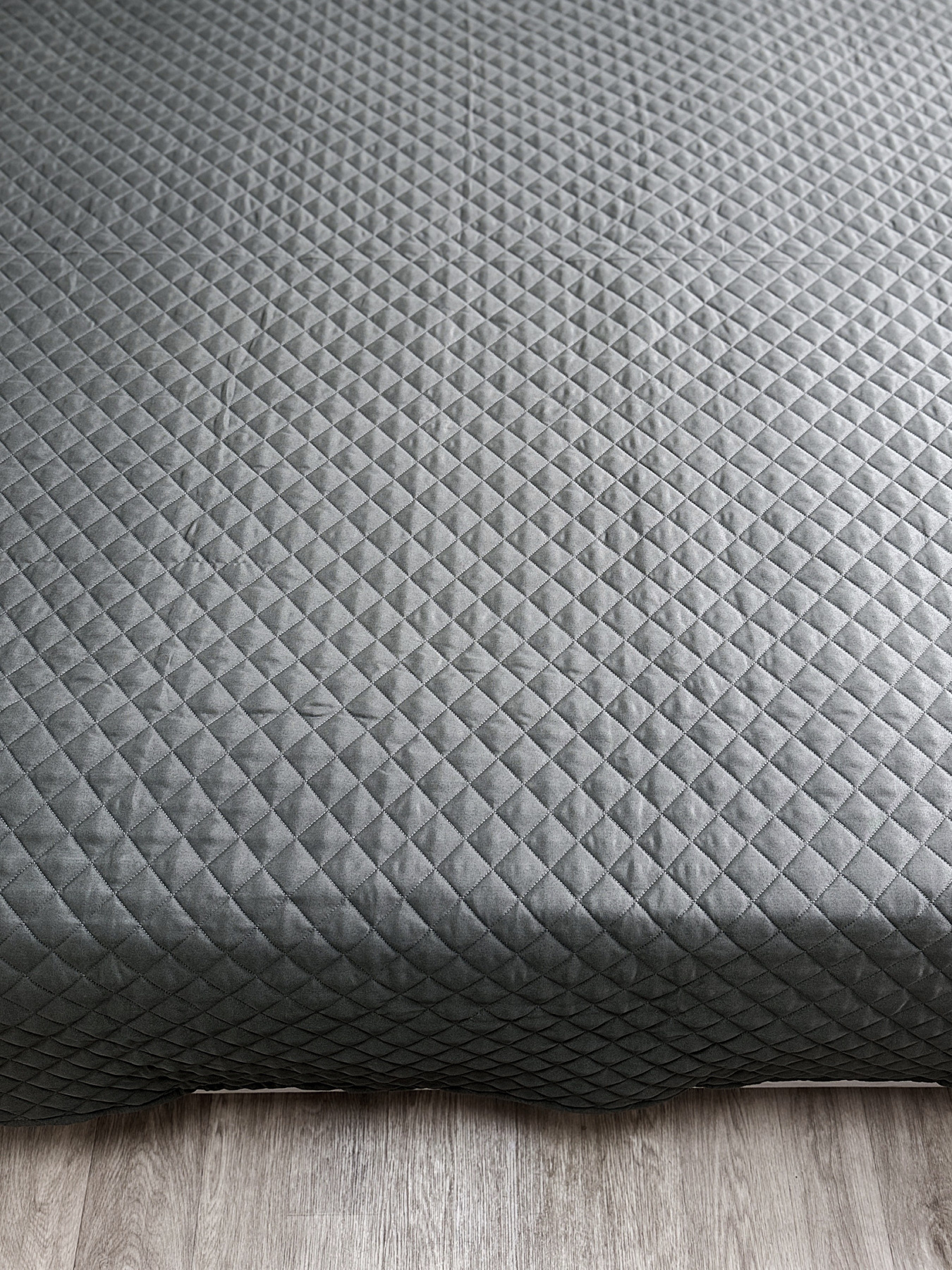 Покрывало декоративное антиаллергенное серого цвета Nid Grey Ecotton модель 25179 Фото