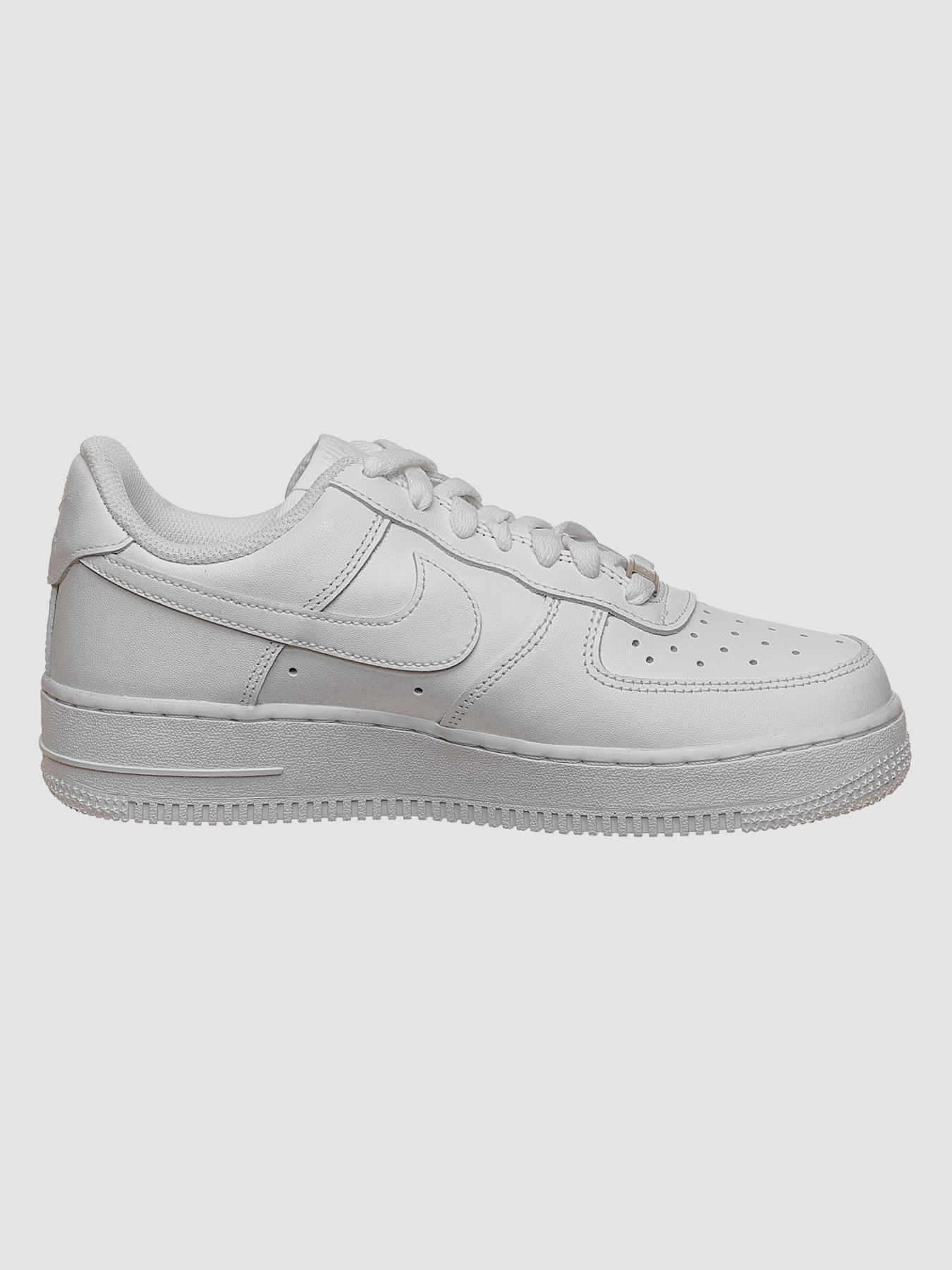 Кроссовки повседневные NIKE Air Force 1 модель CW2288-111 Фото