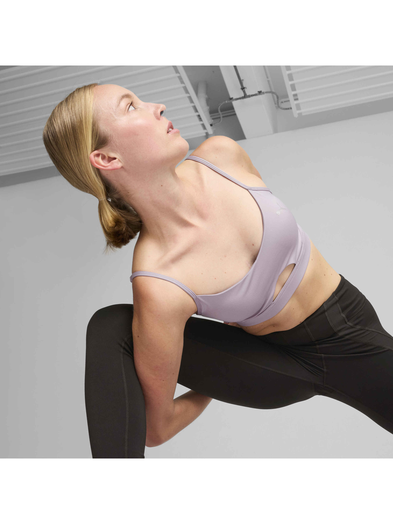 Топ спортивний PUMA Move Ultrabare Sculpting Bra модель 525744 Фото