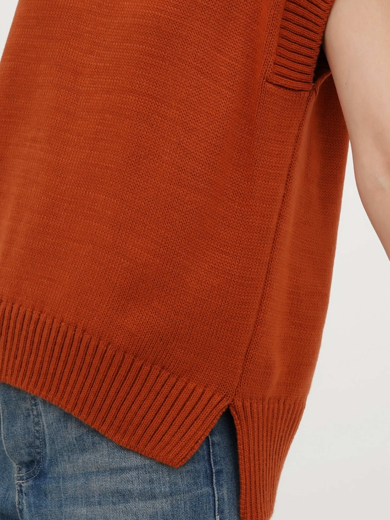 Жилет Essme модель E500047-245000 Фото