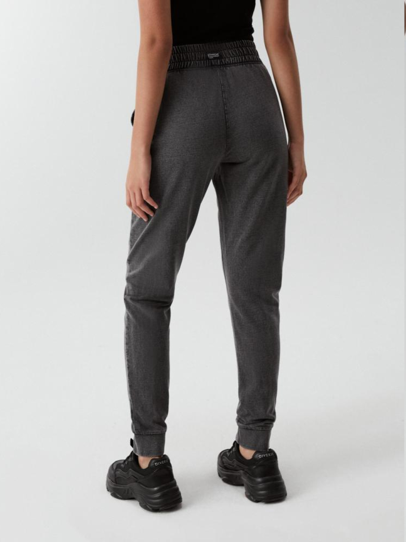 Штани спортивні DIVERSE Dext Hnd L1523 модель 10040289 Фото