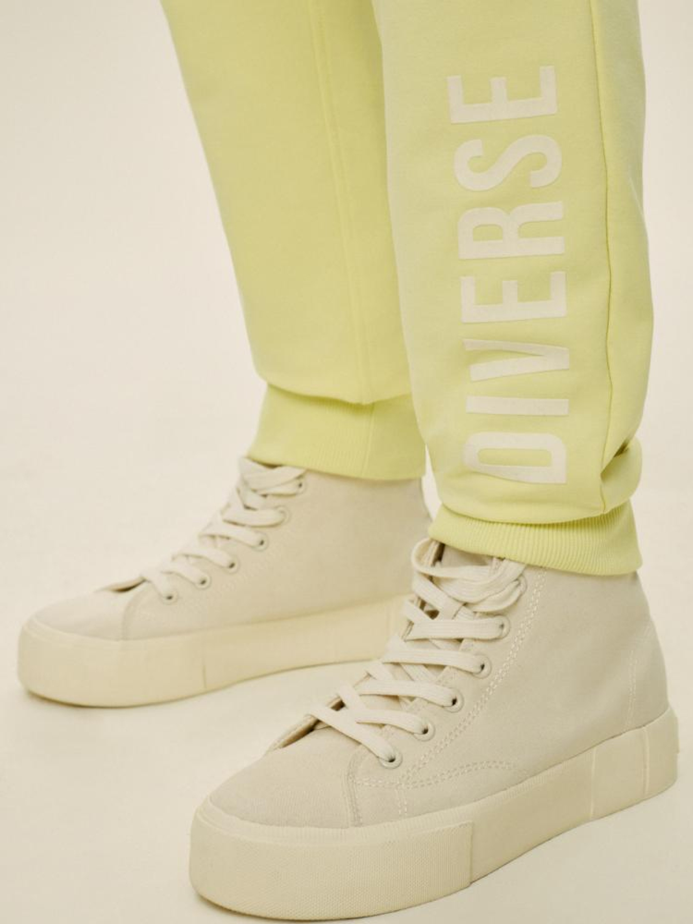 Спортивні штани DIVERSE Divjog модель 10044004 Спортивні штани DIVERSE Divjog модель 10044004 Фото