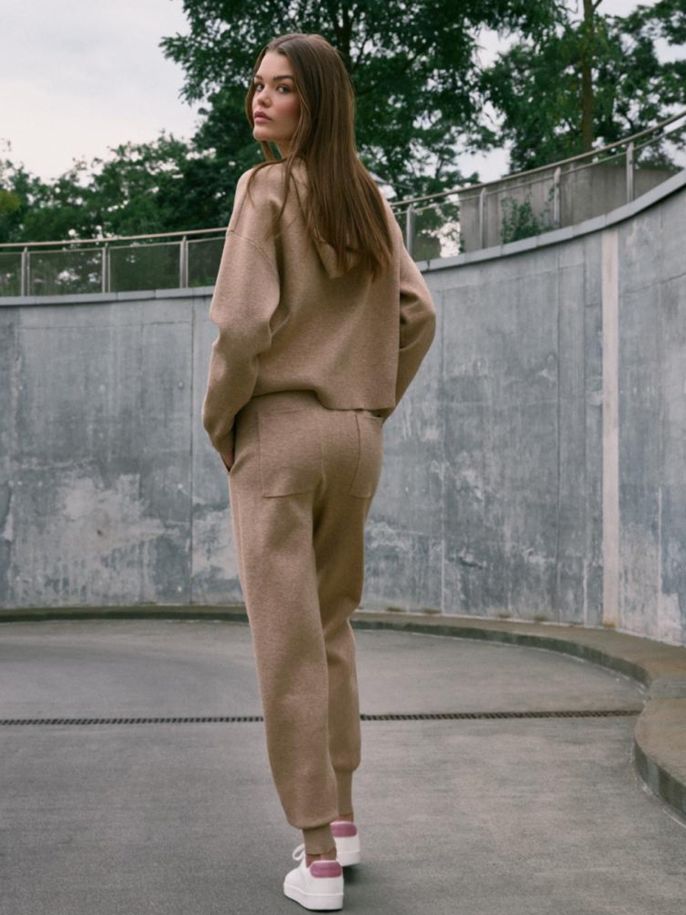 Брюки DIVERSE Aldan модель 10045048 Фото