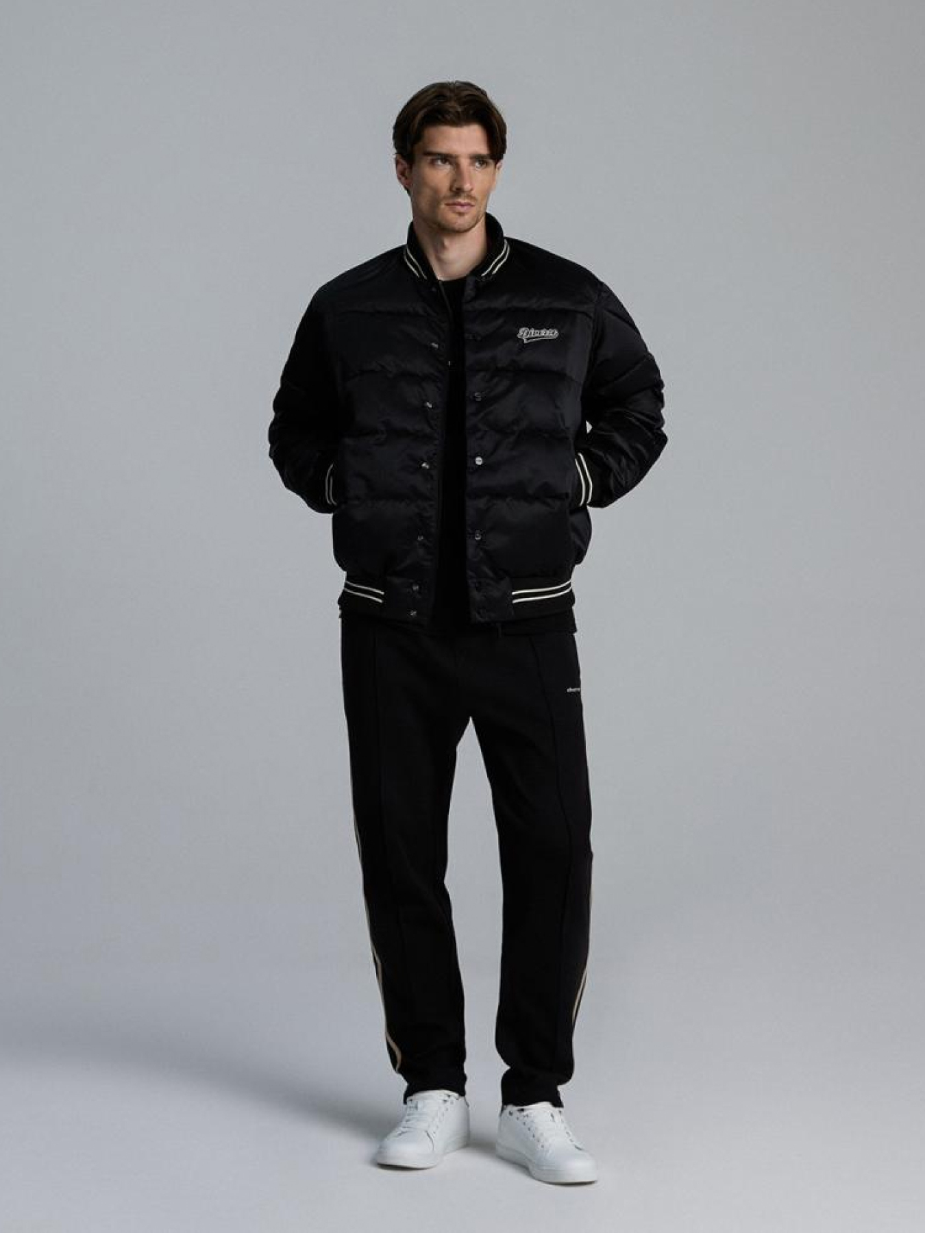 Спортивні штани DIVERSE Mirkland модель 10046138 Фото