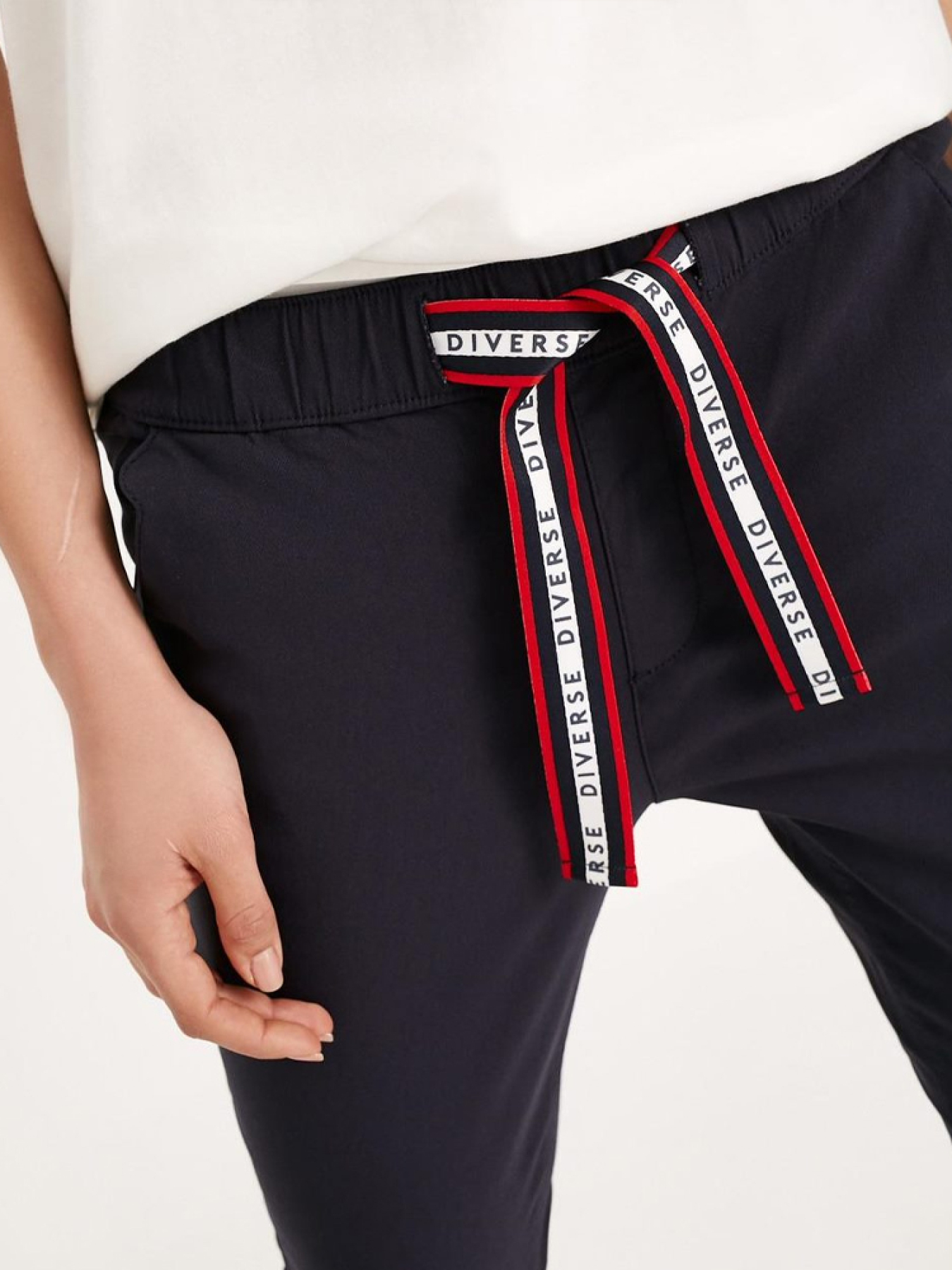 Повсякденні штани DIVERSE Lidiana модель 10036738 Повсякденні штани DIVERSE Lidiana модель 10036738 Фото