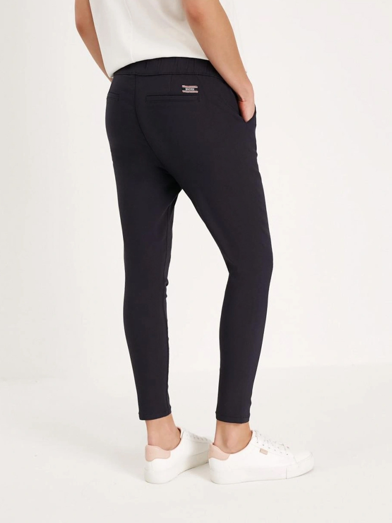 Повсякденні штани DIVERSE Lidiana модель 10036738 Повсякденні штани DIVERSE Lidiana модель 10036738 Фото