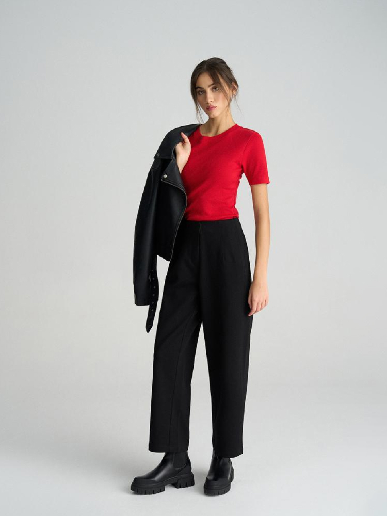 Футболка DIVERSE Nadianka Iv модель 10045811 Фото