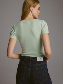 Футболка DIVERSE Nadianka Iii модель 10045292 Футболка DIVERSE Nadianka Iii модель 10045292 Фото