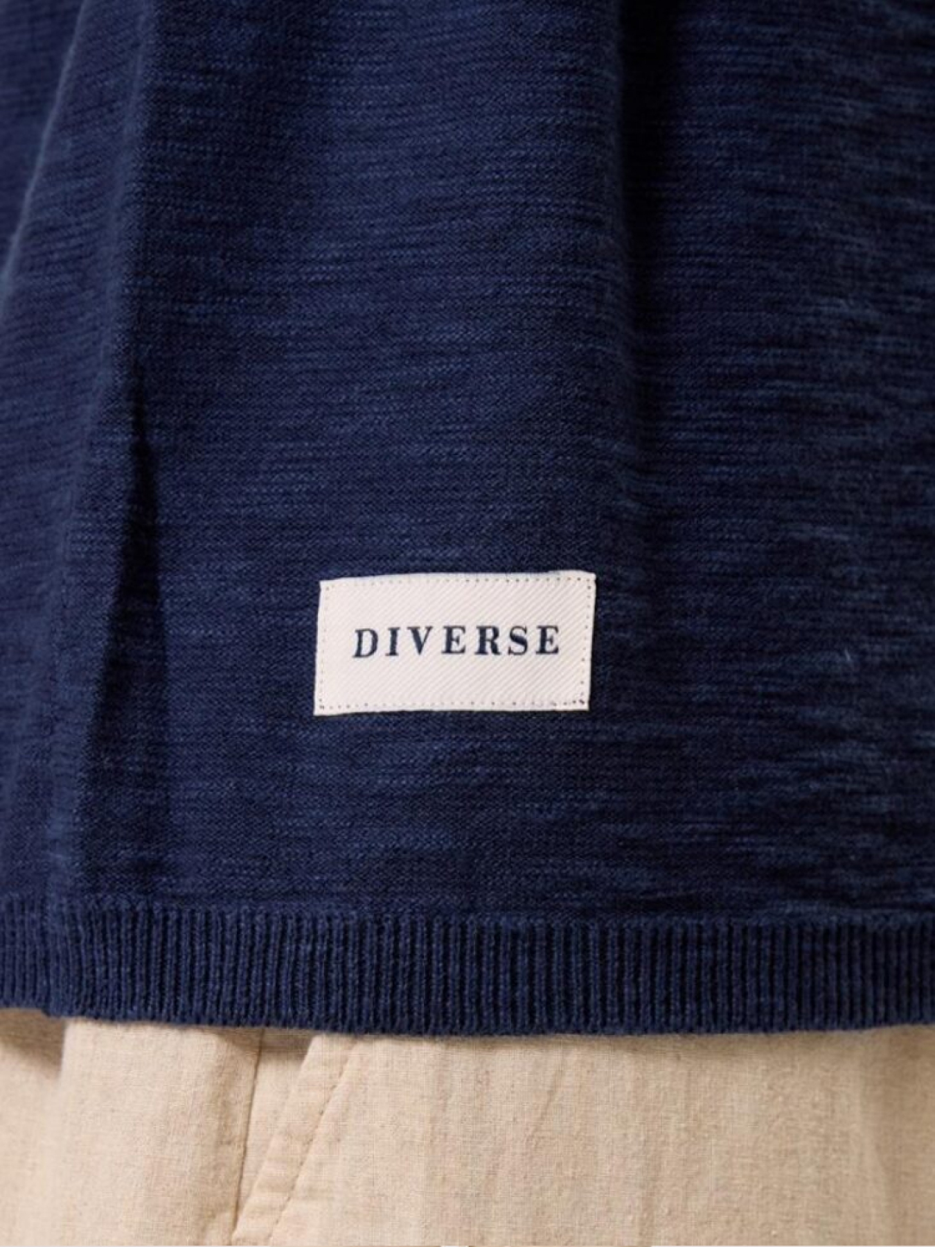 Футболка DIVERSE Lisbon Linen модель 10044568 Фото