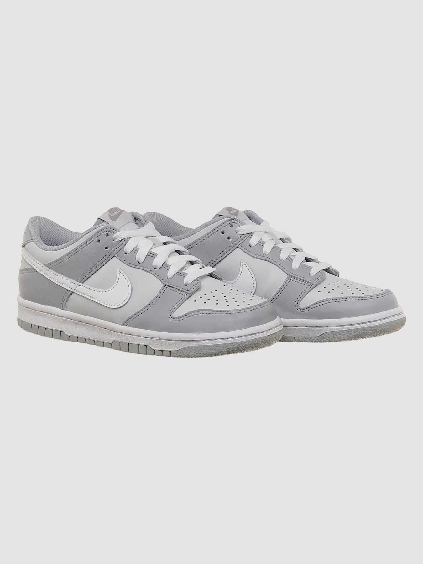 Кросівки NIKE Dunk Low Two-Toned модель DH9765-001 Фото