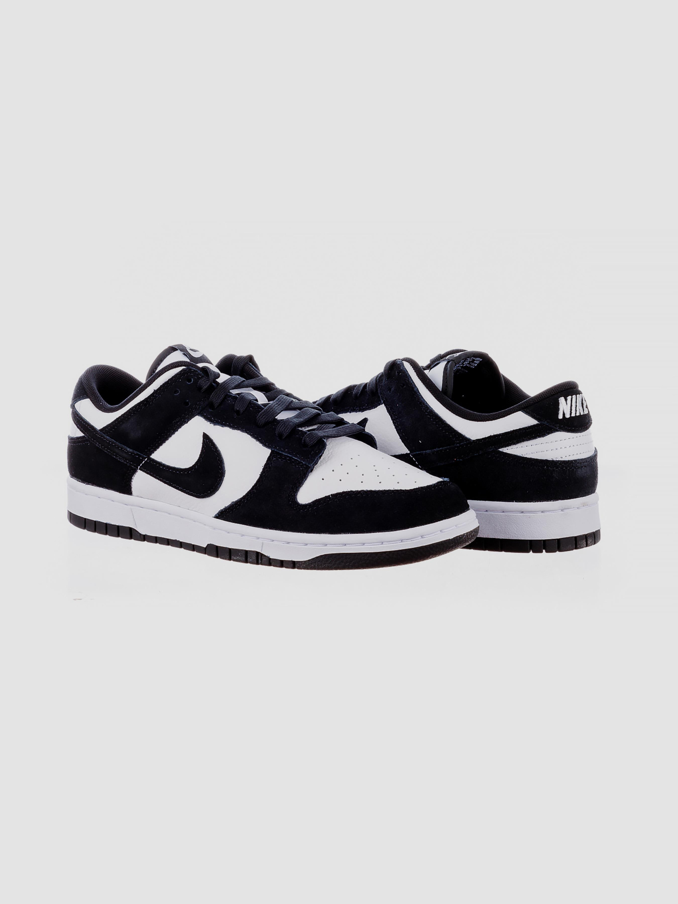 Кросівки NIKE Dunk Low Retro модель FQ8249-100 Фото