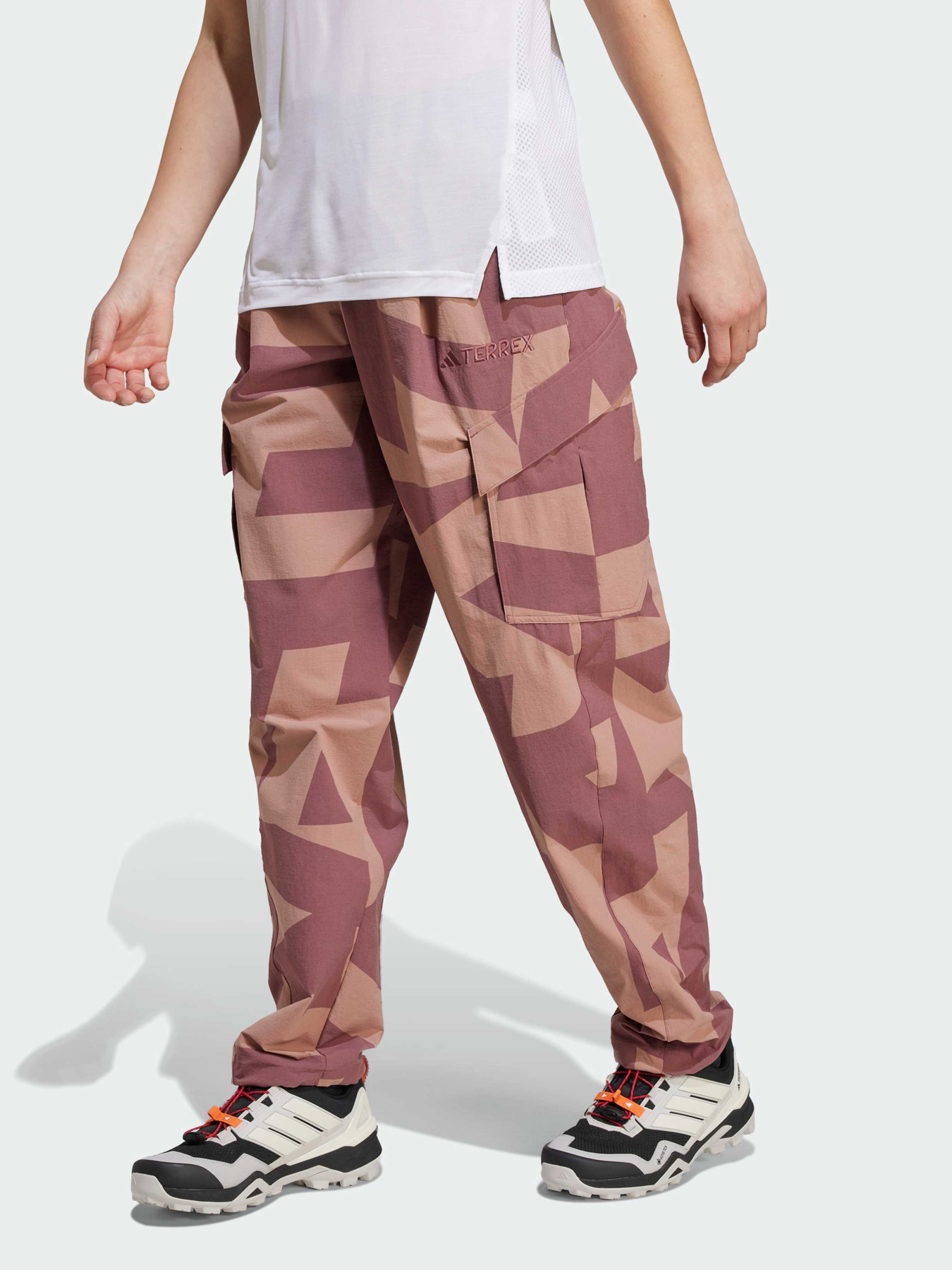 Штаны спортивные Adidas Terrex модель JE9430 Фото