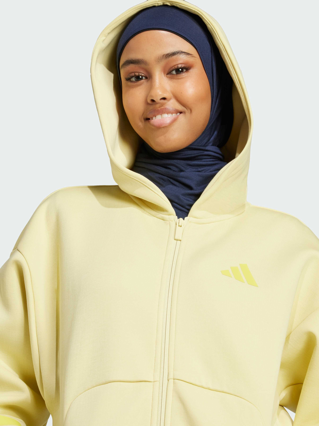 Кофта Adidas 3 Stripes модель JE0178 Кофта Adidas 3 Stripes модель JE0178 Фото