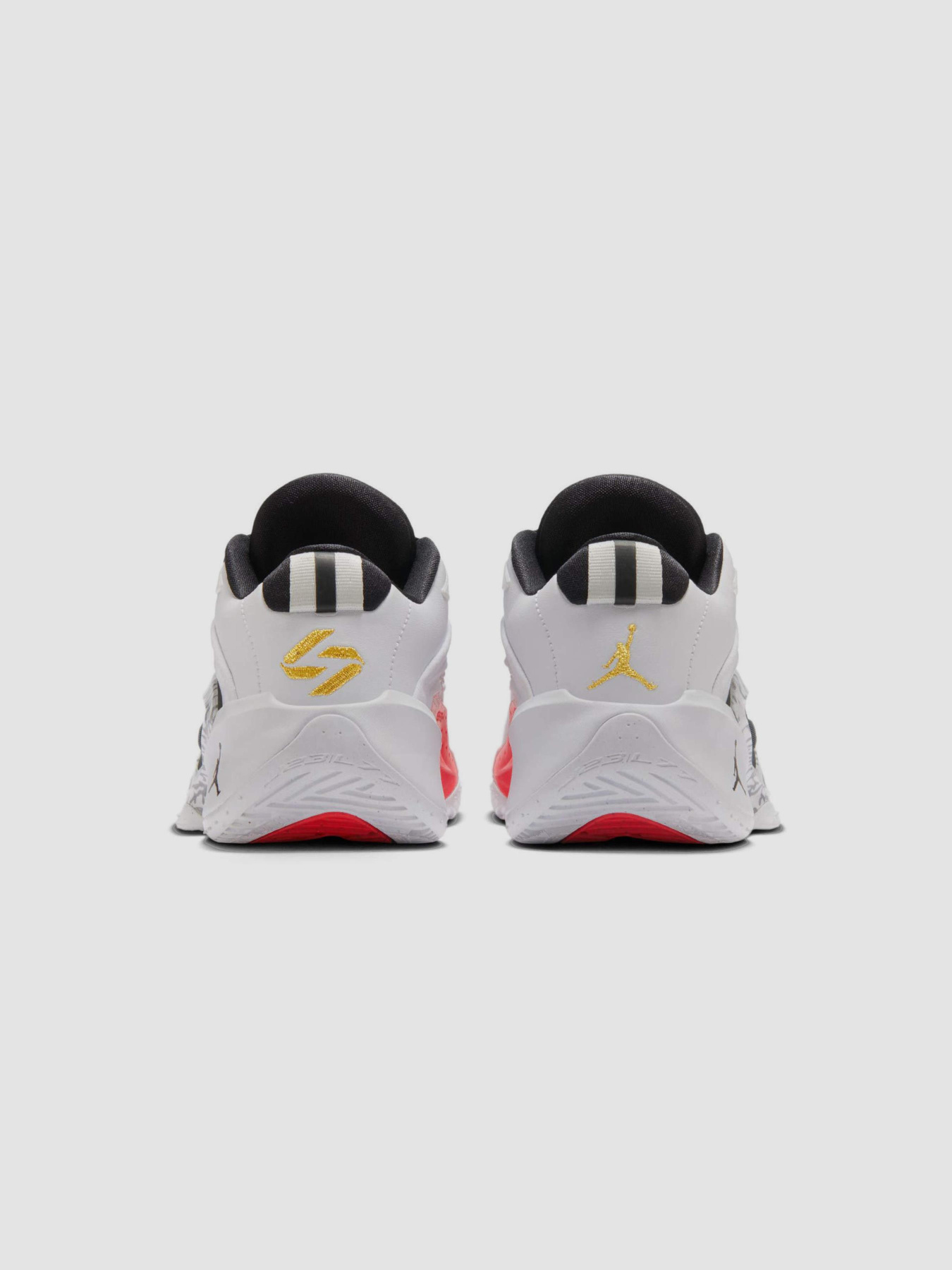 Кросівки повсякденні Jordan Luka 3 модель FQ8185-170 Фото