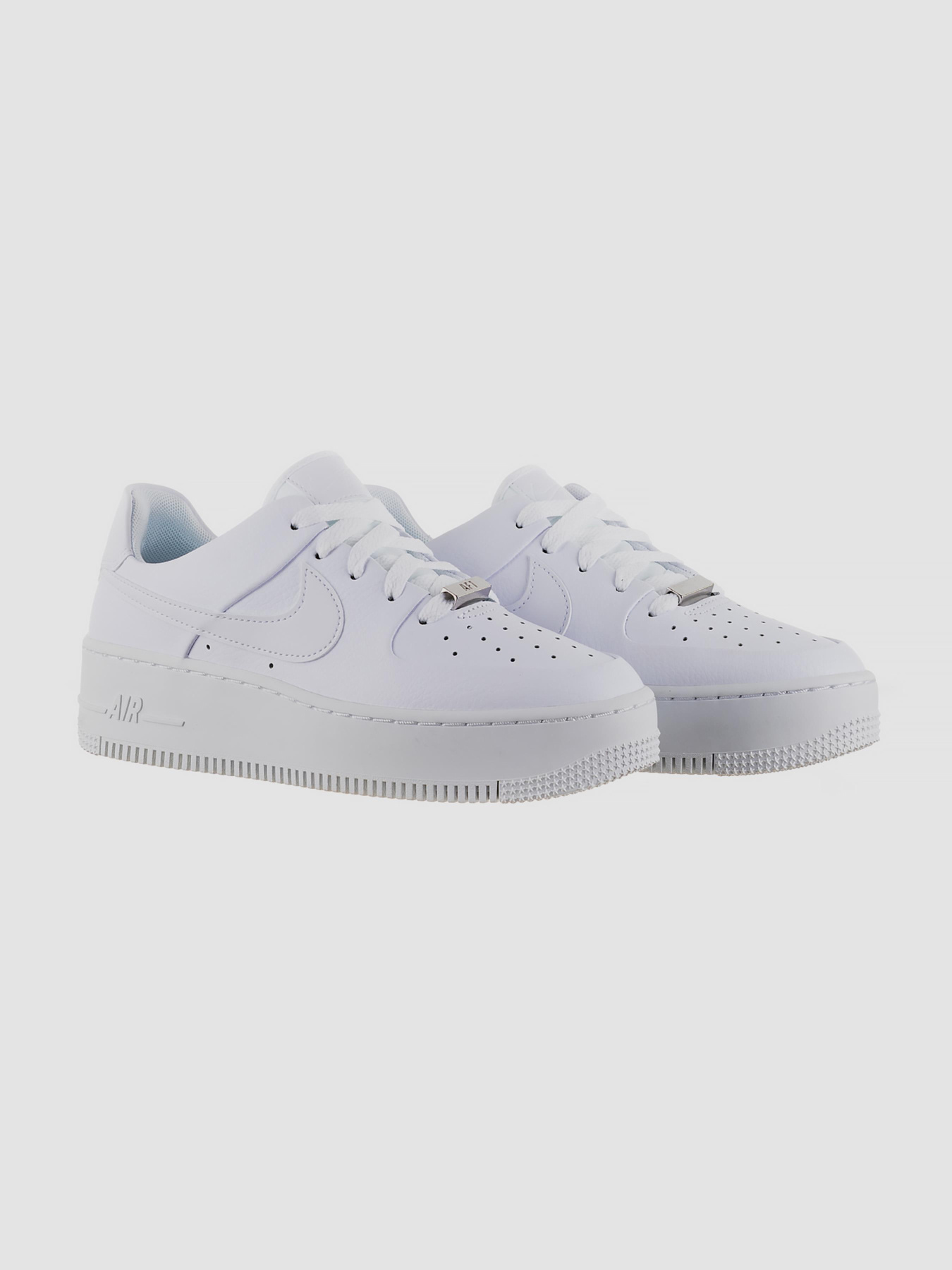 Кроссовки повседневные NIKE Air Force 1 Sage Low модель AR5339-100 Кроссовки повседневные NIKE Air Force 1 Sage Low модель AR5339-100 Фото