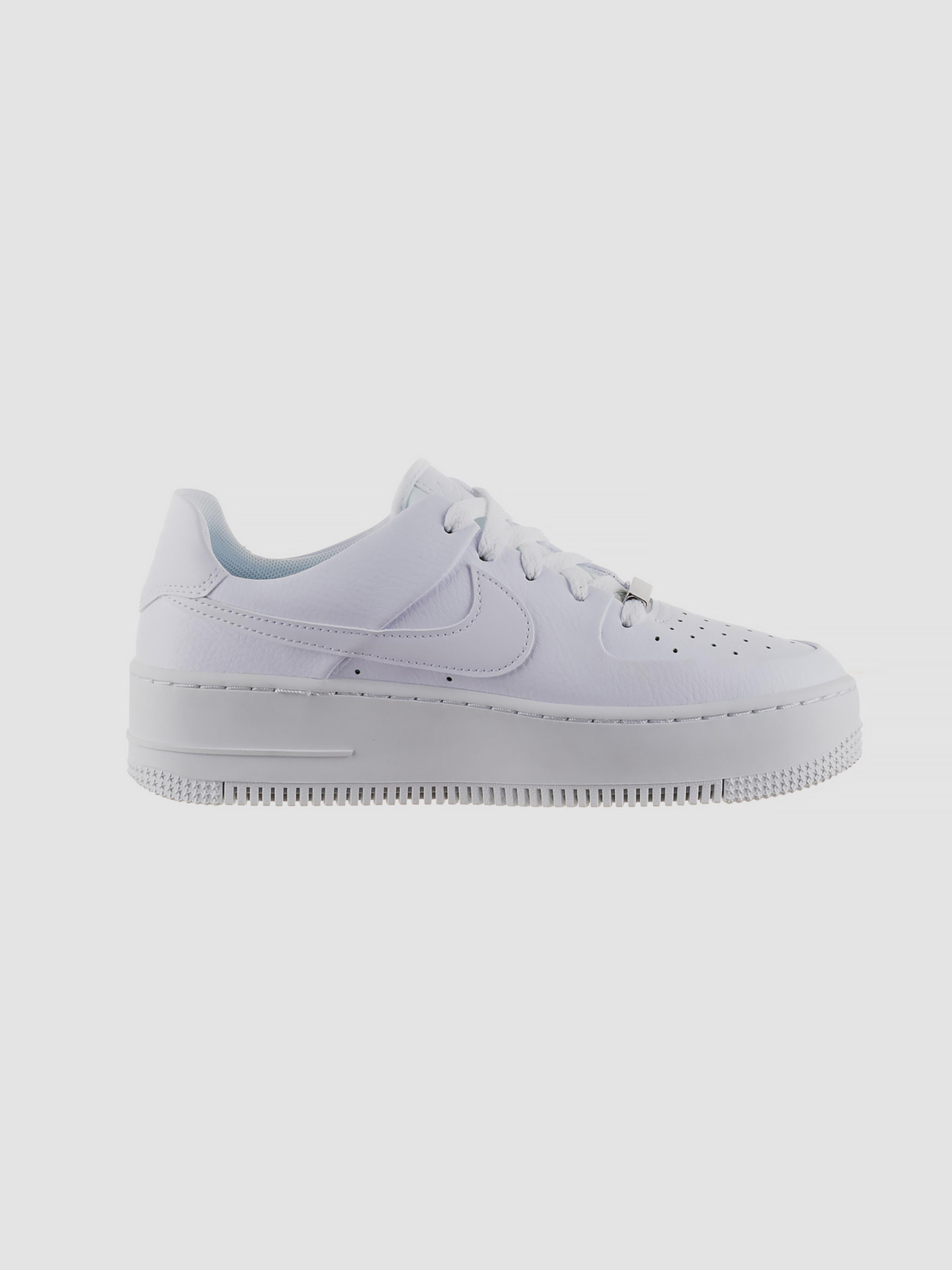 Кроссовки повседневные NIKE Air Force 1 Sage Low модель AR5339-100 Кроссовки повседневные NIKE Air Force 1 Sage Low модель AR5339-100 Фото