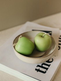 Ароматическая свеча "Яблоко", аромат - Яблоко макинтош, из натурального пчелиного воска Candle Design модель 190.3008 Фото