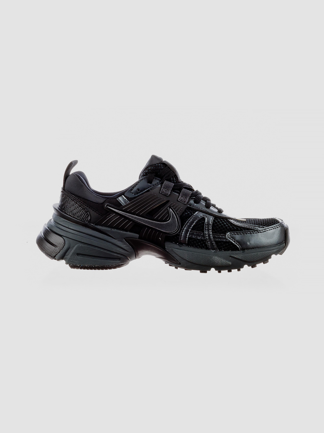 Кроссовки для бега NIKE V2k Run модель FD0736-001 Фото