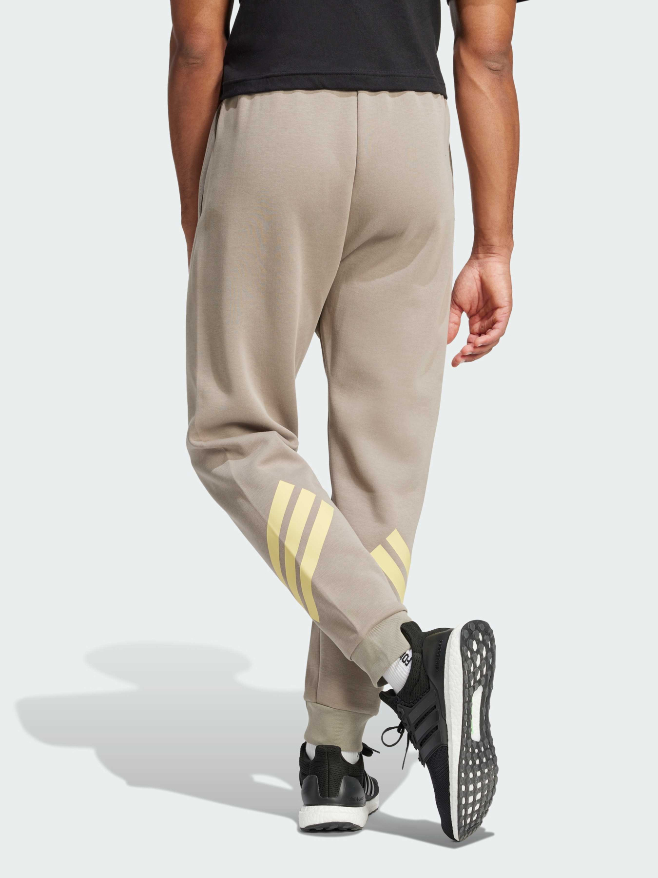 Джоггеры Adidas 3 Stripes модель JD4862 Фото