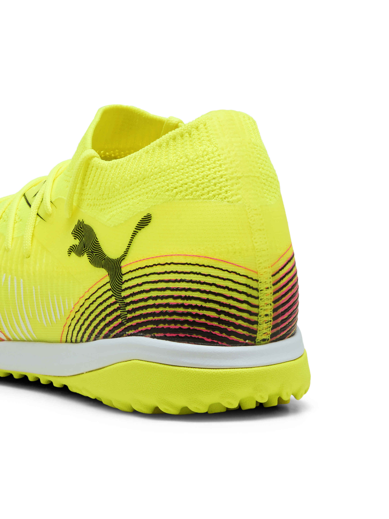 Бутси PUMA Future 8 Match Tt модель 108370 Бутси PUMA Future 8 Match Tt модель 108370 Фото