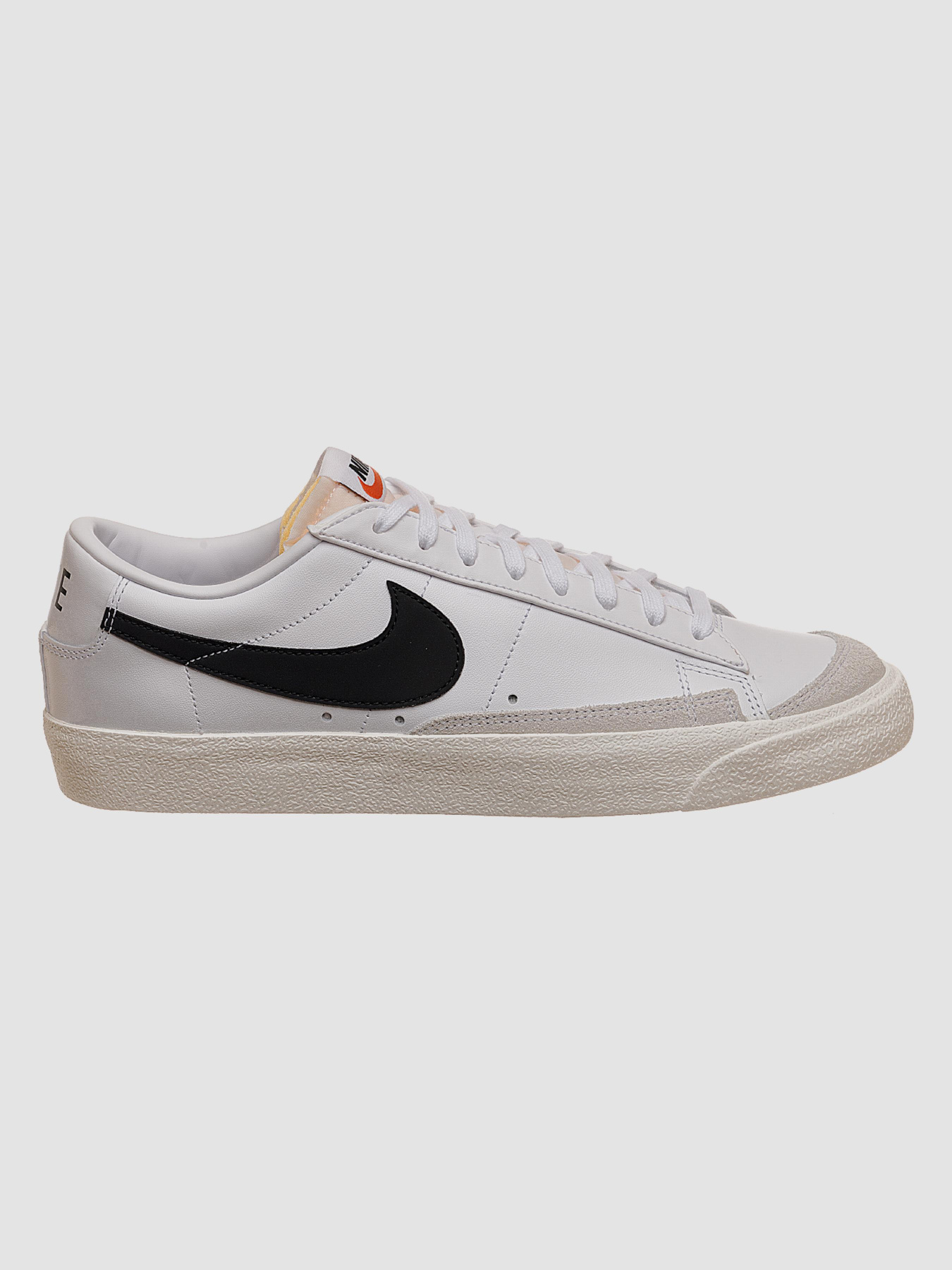 Кросівки повсякденні NIKE Blazer Low' 77 Vintage модель DA6364-101 Кросівки повсякденні NIKE Blazer Low' 77 Vintage модель DA6364-101 Фото