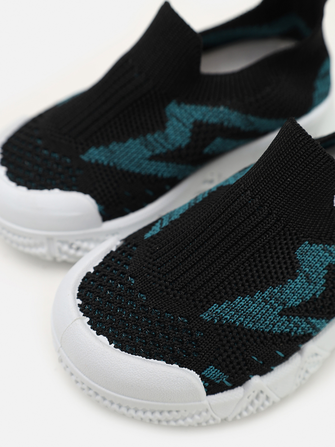 Сліпони YUKI модель ЦБ-00266500 Сліпони YUKI модель ЦБ-00266500 Фото