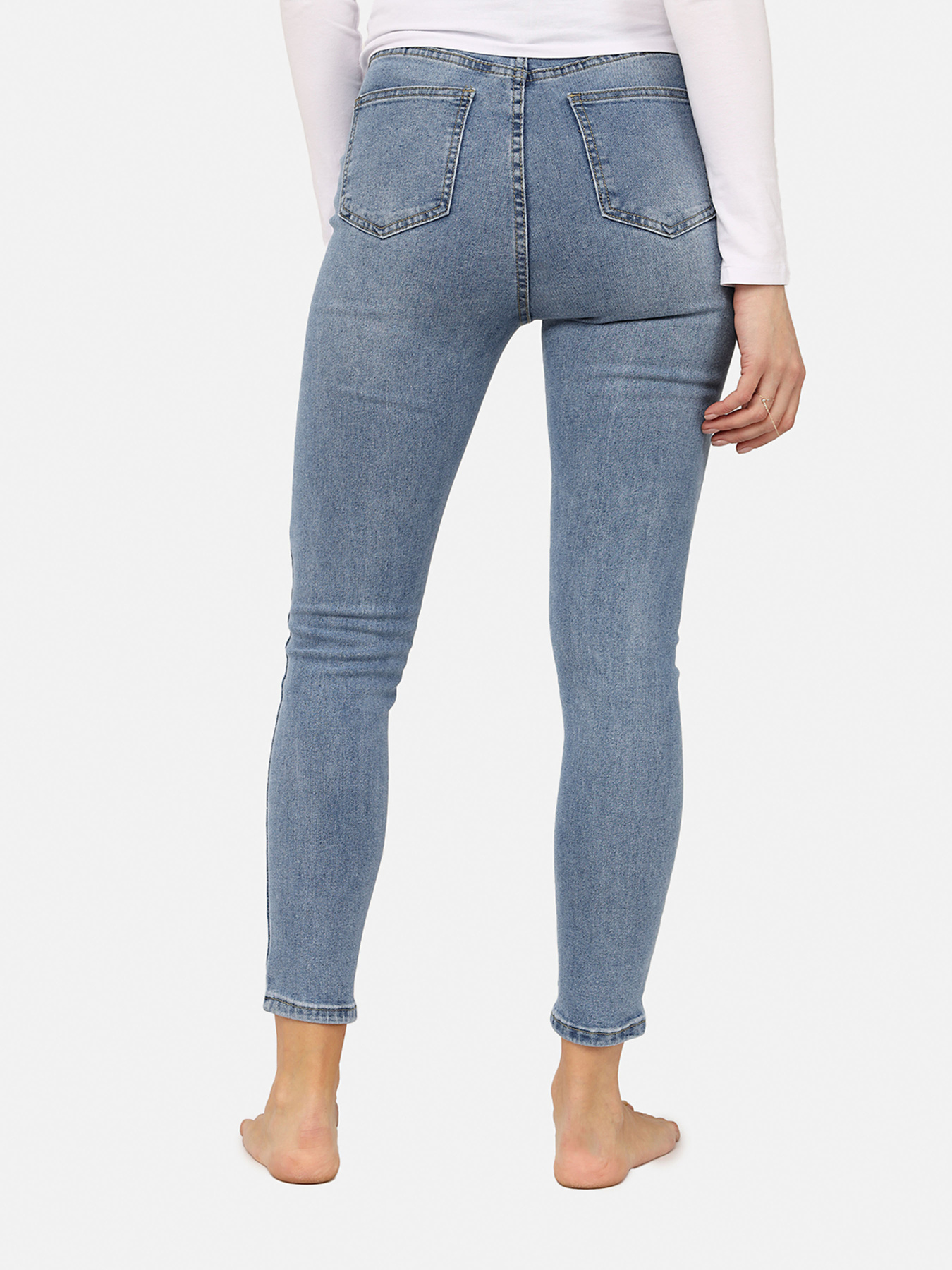 Джинсы YUKI модель ЦБ-00266053 Джинсы YUKI модель ЦБ-00266053 Фото