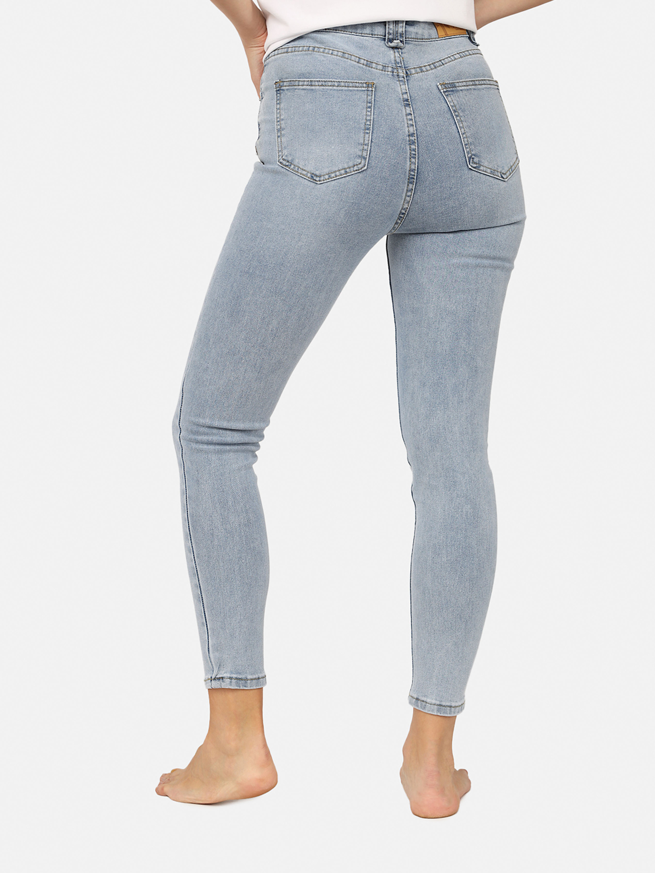 Джинси YUKI модель ЦБ-00266054 Фото