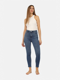 Джинсы YUKI модель ЦБ-00266055 Фото