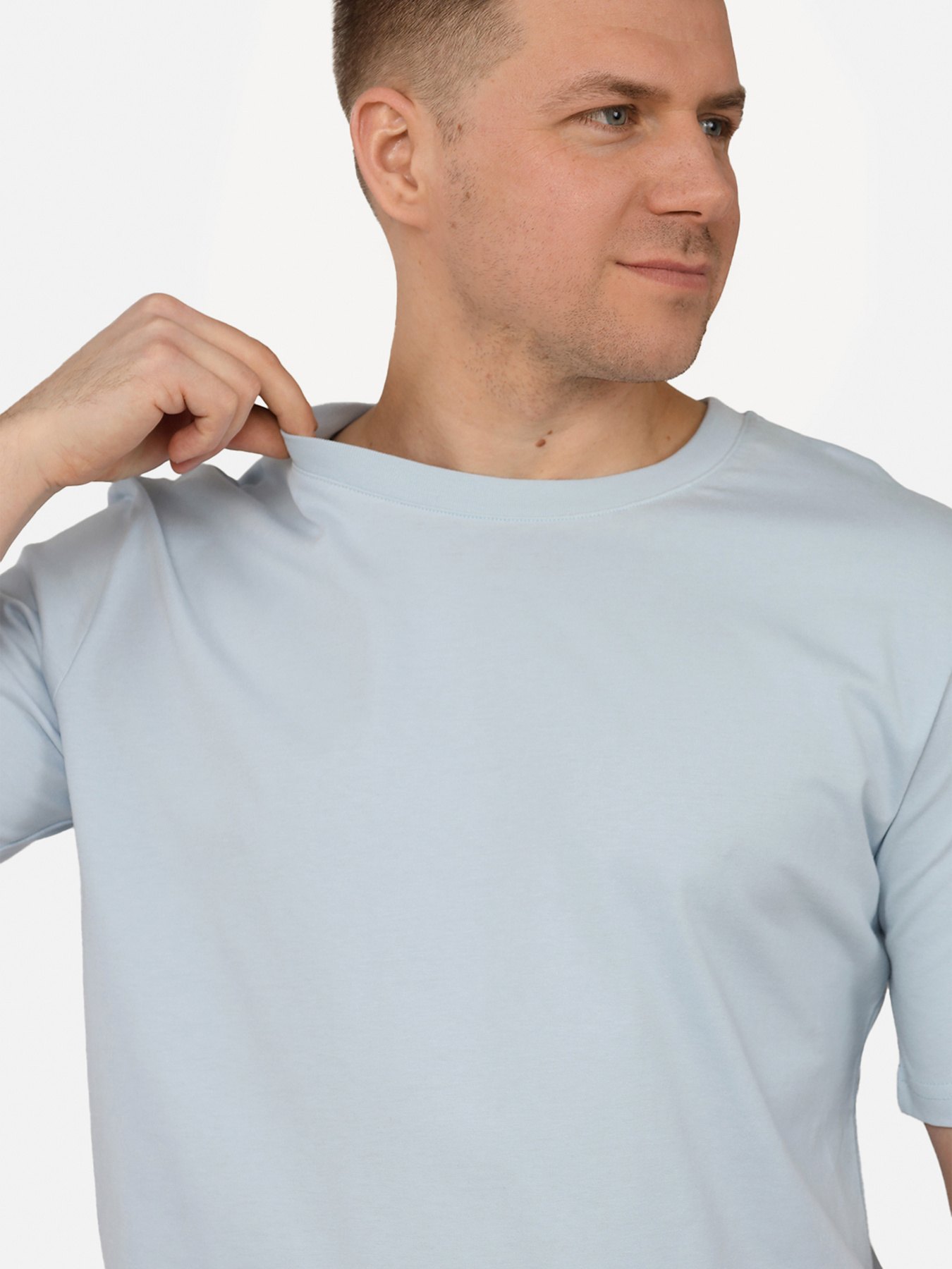 Футболка YUKI модель ЦБ-00267766 Футболка YUKI модель ЦБ-00267766 Фото