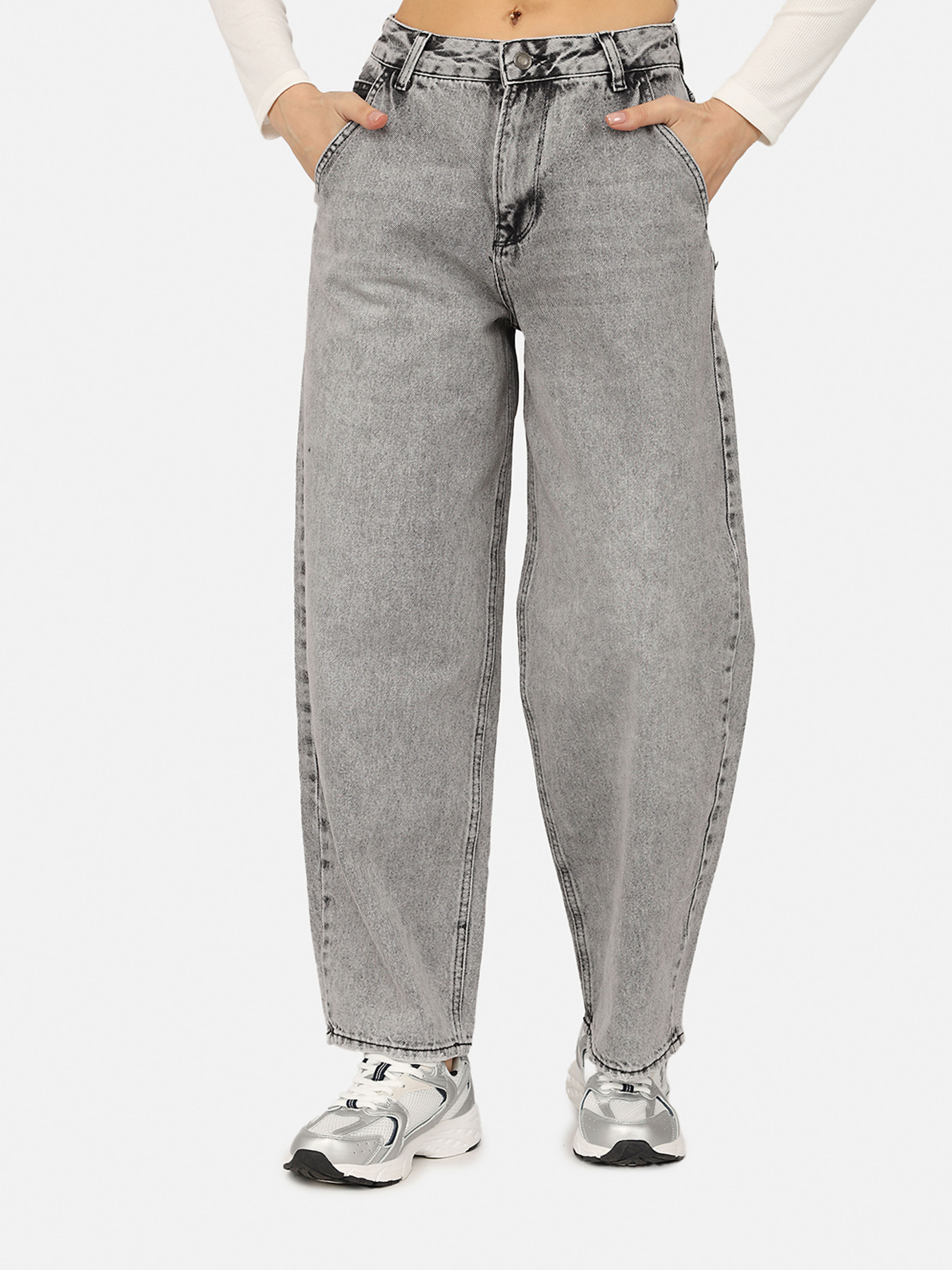 Джинсы YUKI модель ЦБ-00271106 Джинсы YUKI модель ЦБ-00271106 Фото