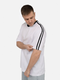 Футболка YUKI модель ЦБ-00271699 Фото