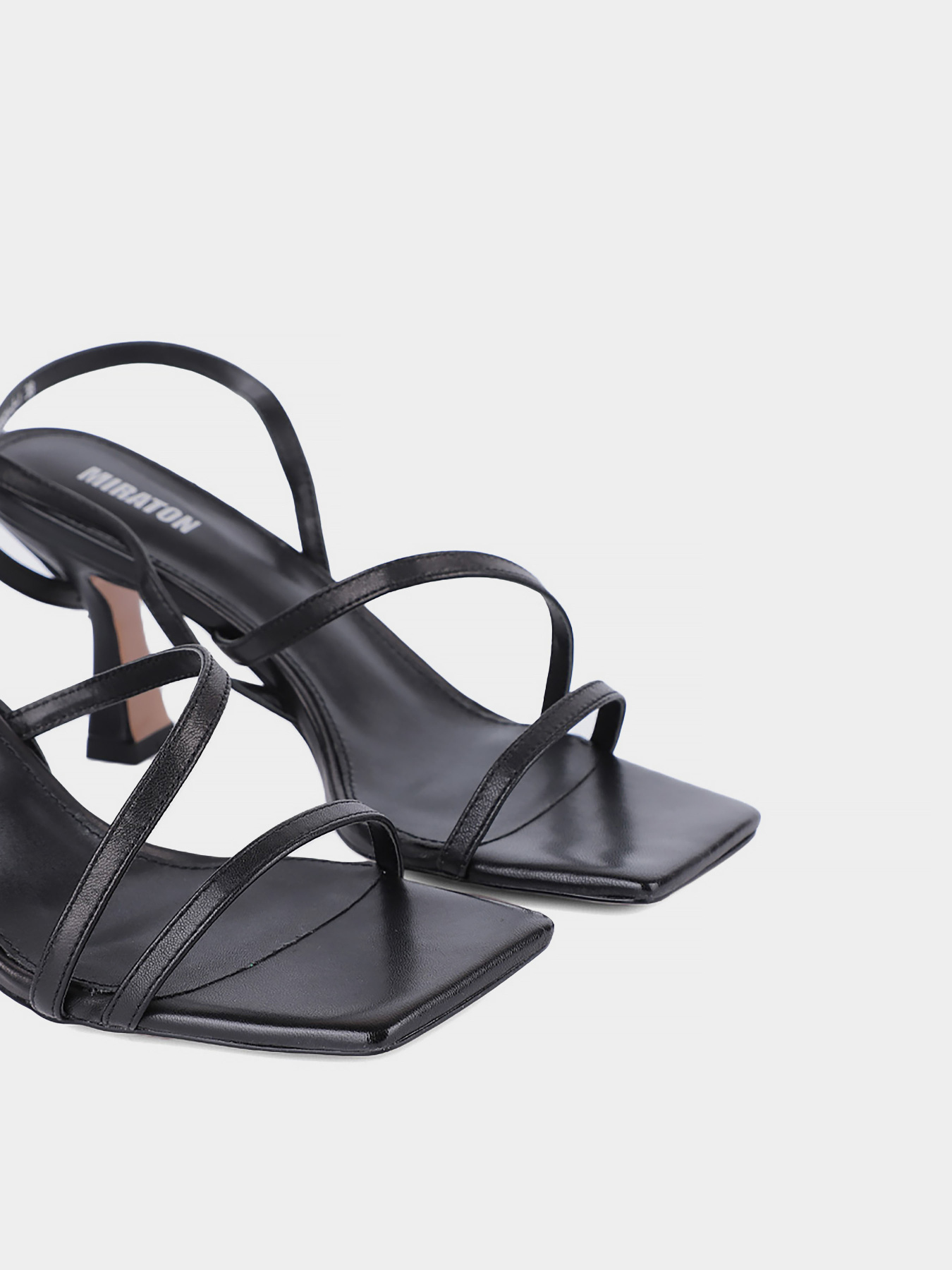 Босоніжки MIRATON модель HS9526-5-1 Фото