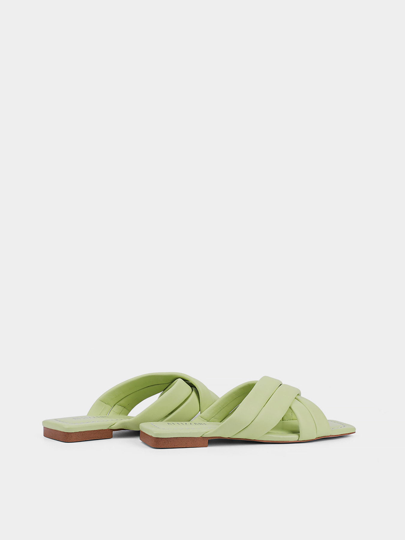 Шлепанцы Attizzare модель 227L-F11-S245 Фото