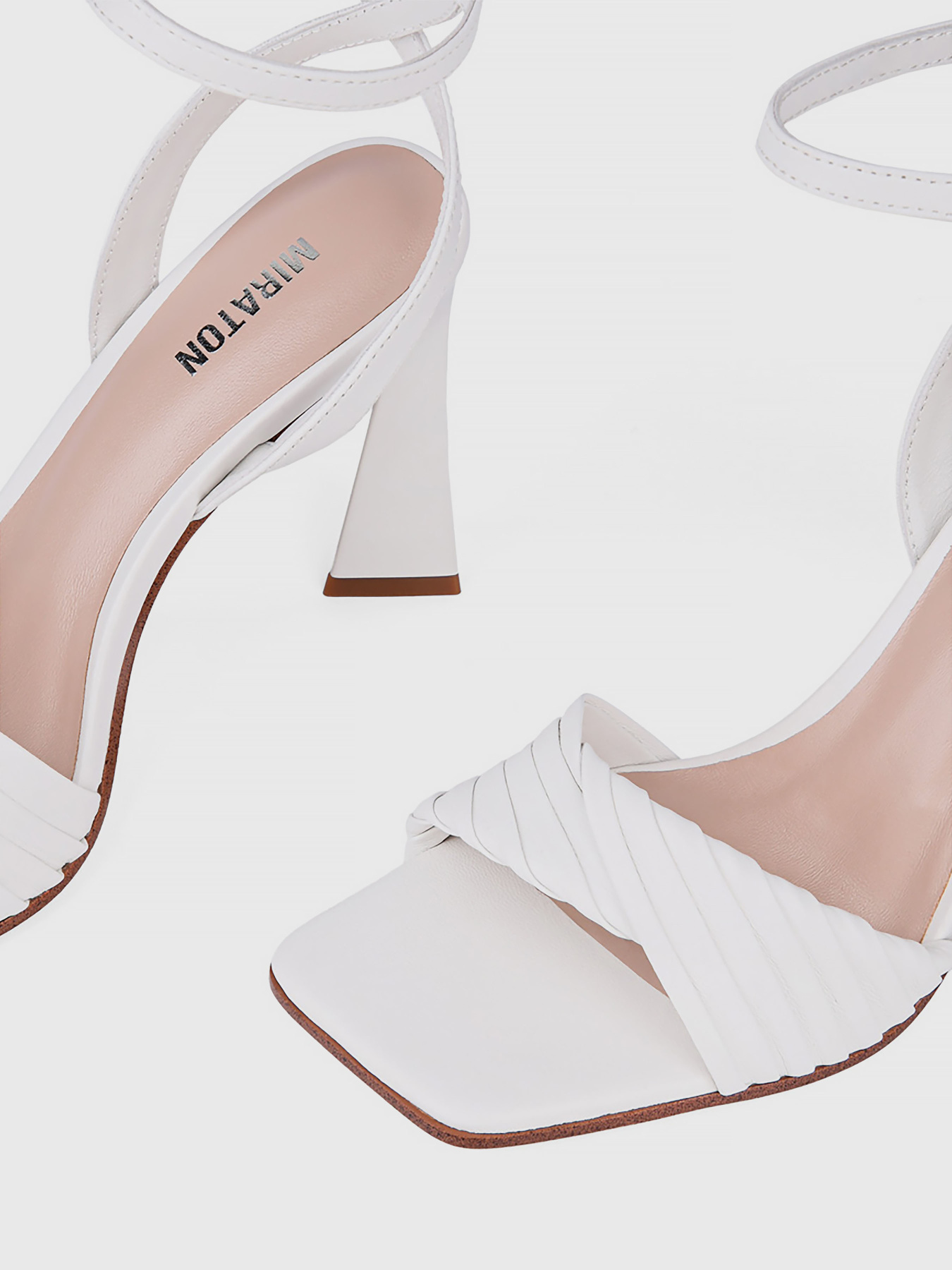 Босоніжки MIRATON модель U8139-2-Y5 Фото