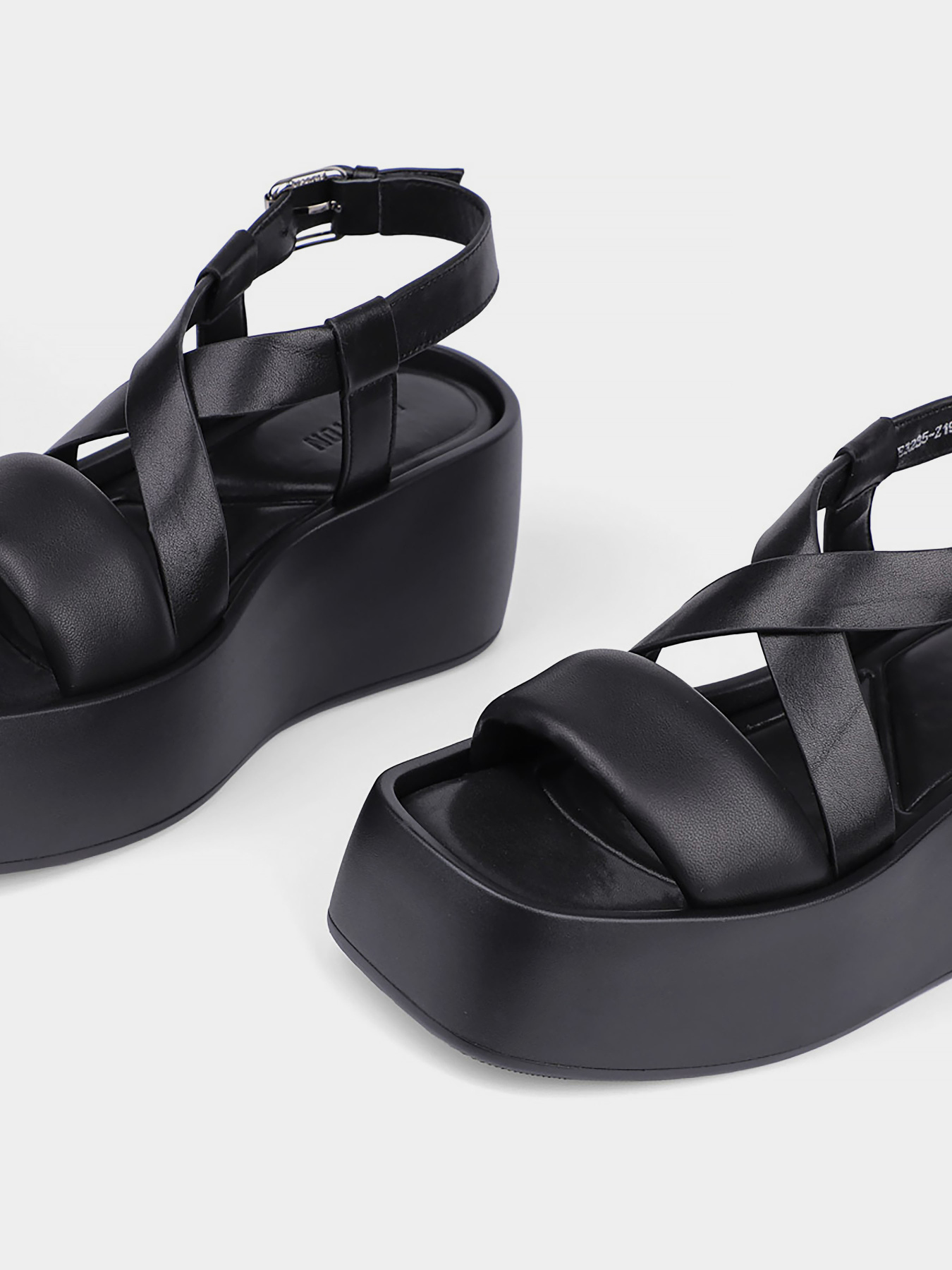 Босоніжки MIRATON модель E3235-Z19 Фото