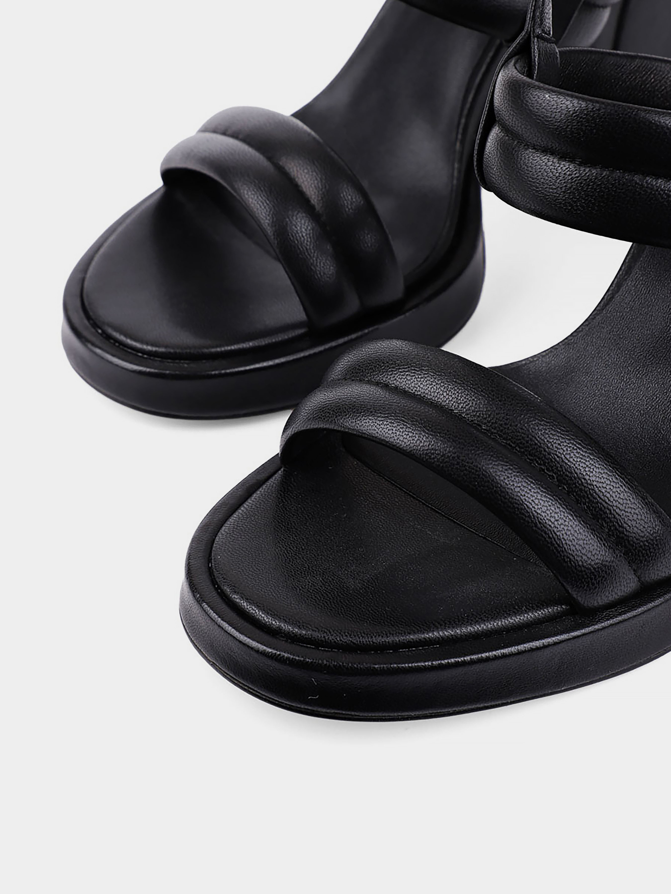 Босоножки Attizzare модель 8661-4-1 Фото