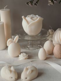 Ароматична свічка "Вухате яйце зайка", аромат - Бренді-груша, з натурального оливкового воску Candle Design модель 170.2005 Ароматична свічка "Вухате яйце зайка", аромат - Бренді-груша, з натурального оливкового воску Candle Design модель 170.2005 Фото