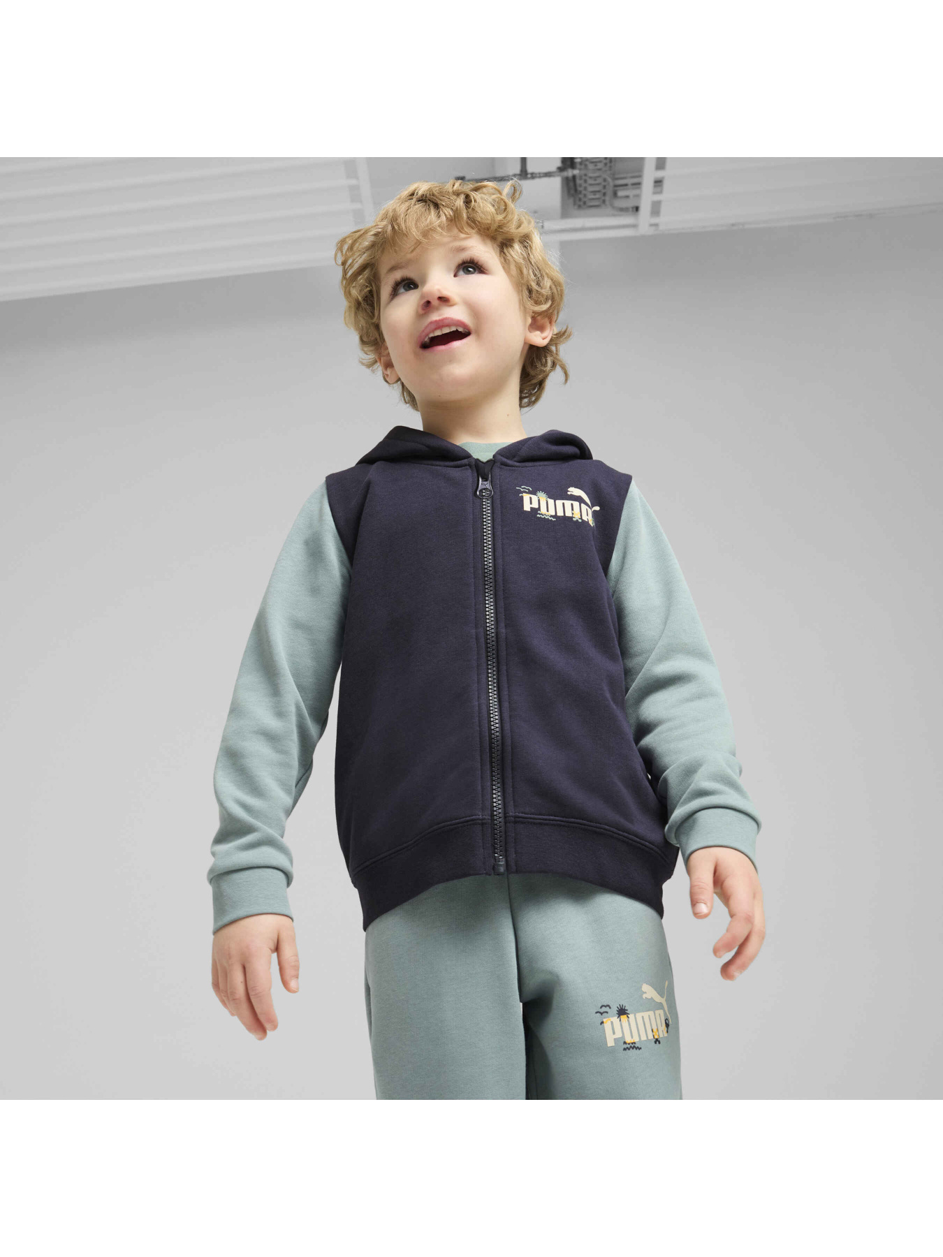 Худи PUMA Sandy Adventures Full-zip модель 685158 Фото