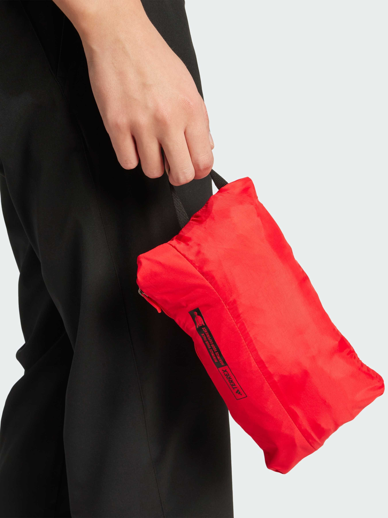 Вітровка Adidas Terrex модель JD8373 Вітровка Adidas Terrex модель JD8373 Фото