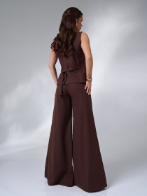 Діловий костюм ISSA Plus модель 14763_коричневый Фото