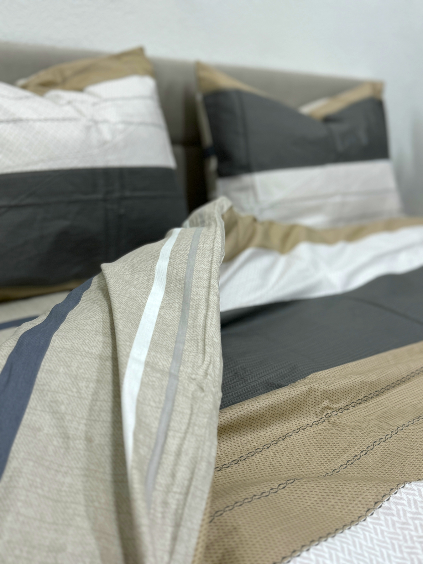 Комплект постільної білизни из сатина в полоску сірий та молочний Ecotton модель 22251-20004 Фото