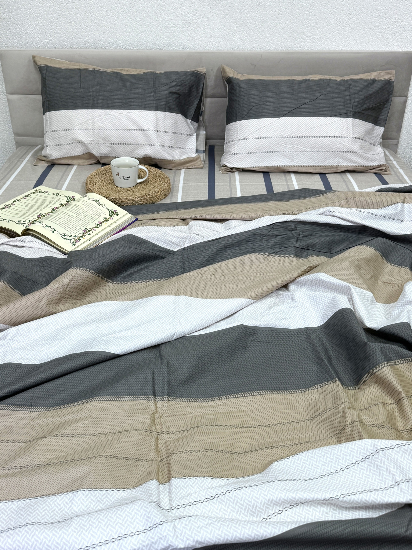 Комплект постільної білизни из сатина в полоску сірий та молочний Ecotton модель 22251-20004 Фото