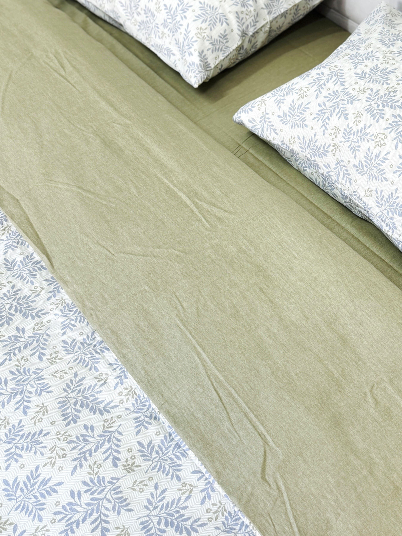 Комплект постільної білизни полуторний сатин зелений (рис. 24308) Ecotton модель 24803 Фото