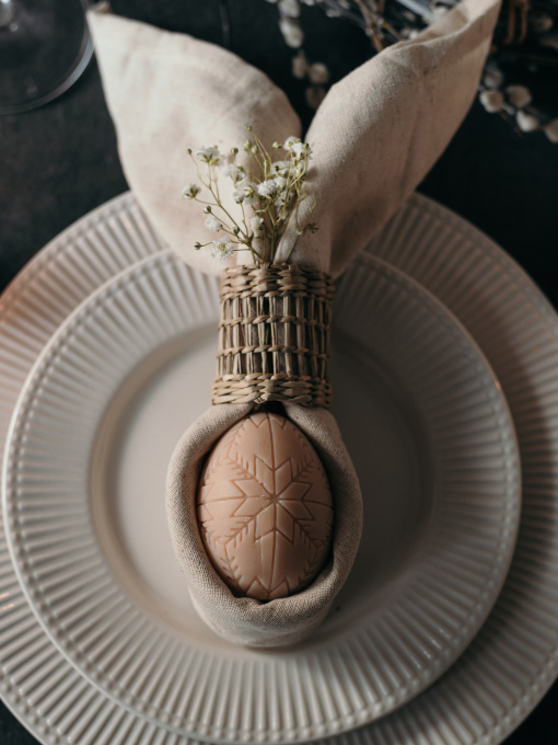 Великодня аромасвічка "Крашанка", аромат "Wassail (глінтвейн)", з натурального оливкового воску Candle Design модель 170.2001 Фото