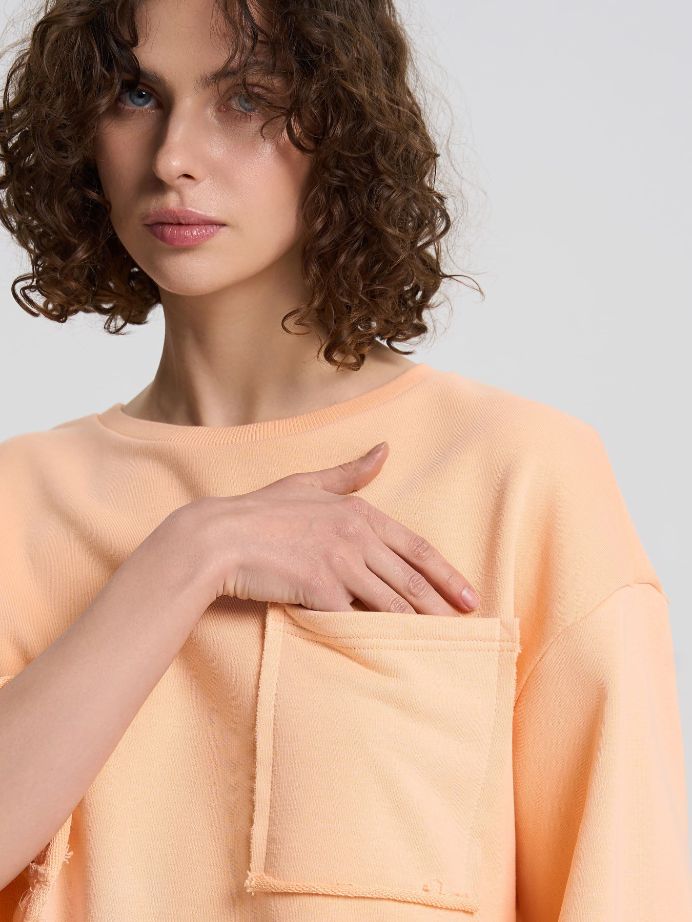 Футболка Роза модель 240607_peach Фото