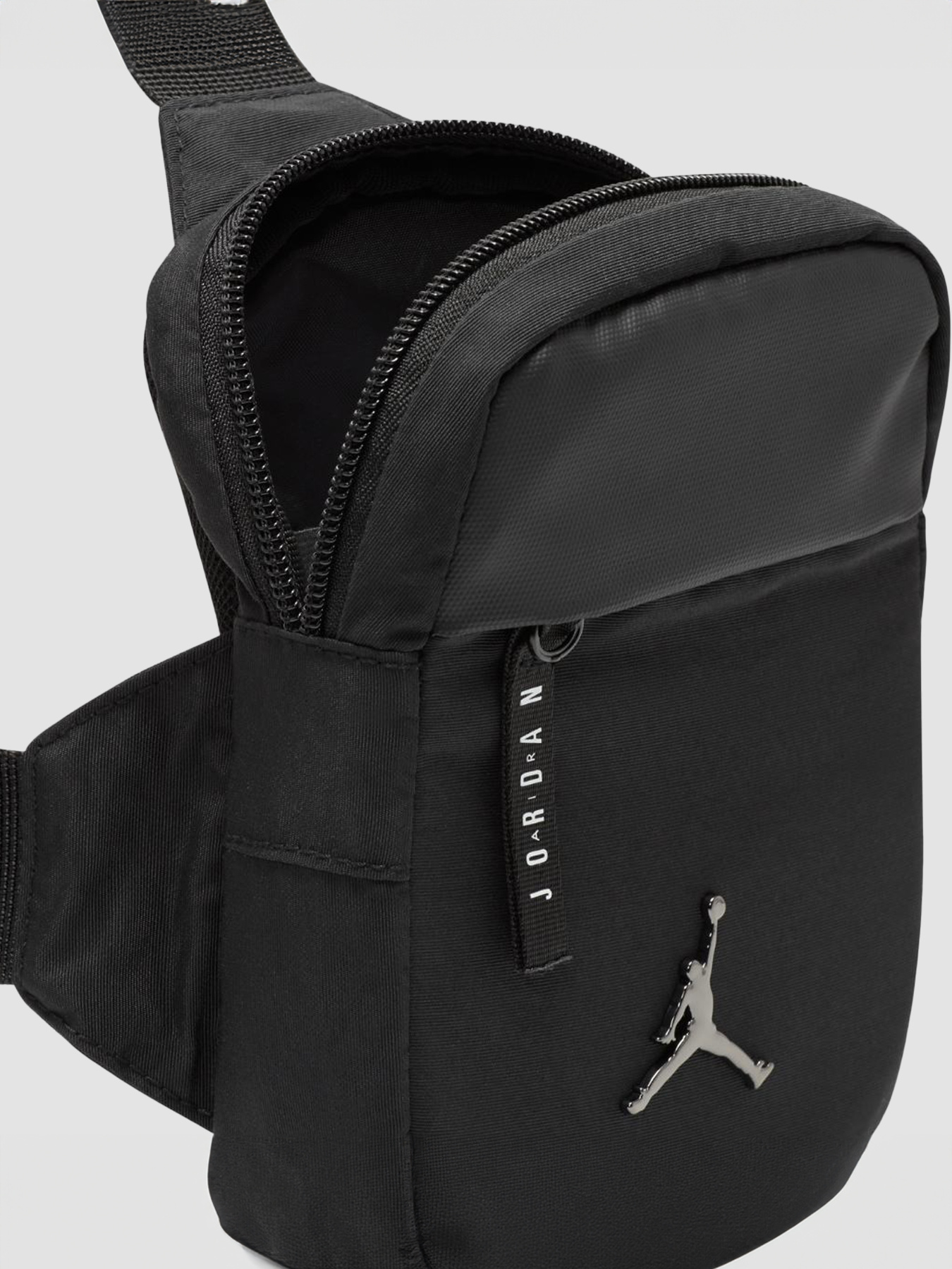 Мессенджер Jordan Airborne Hip Bag модель 7A0747-023 Фото
