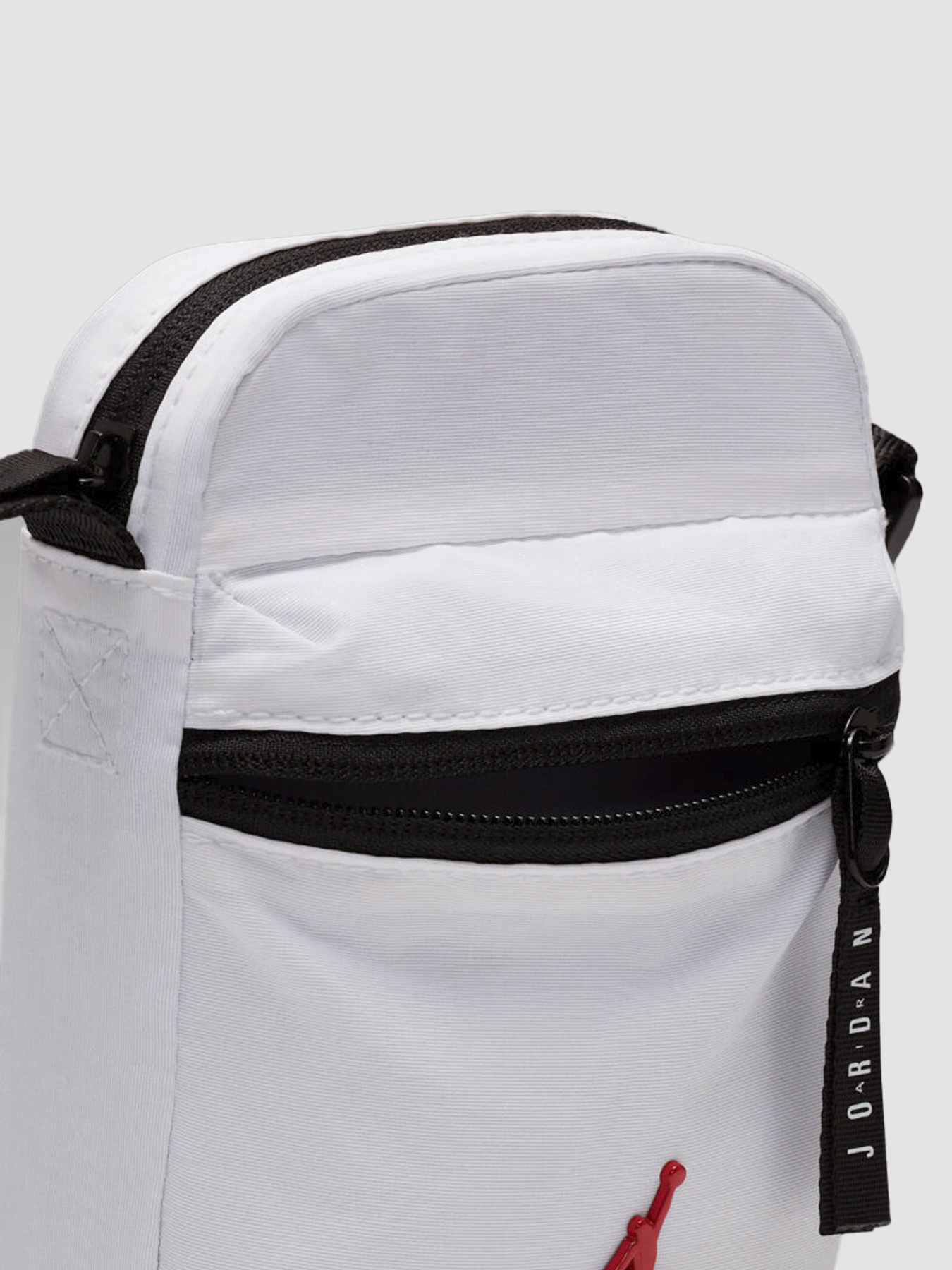 Мессенджер Jordan Airborne Festival Bag модель 9A0631-001 Фото