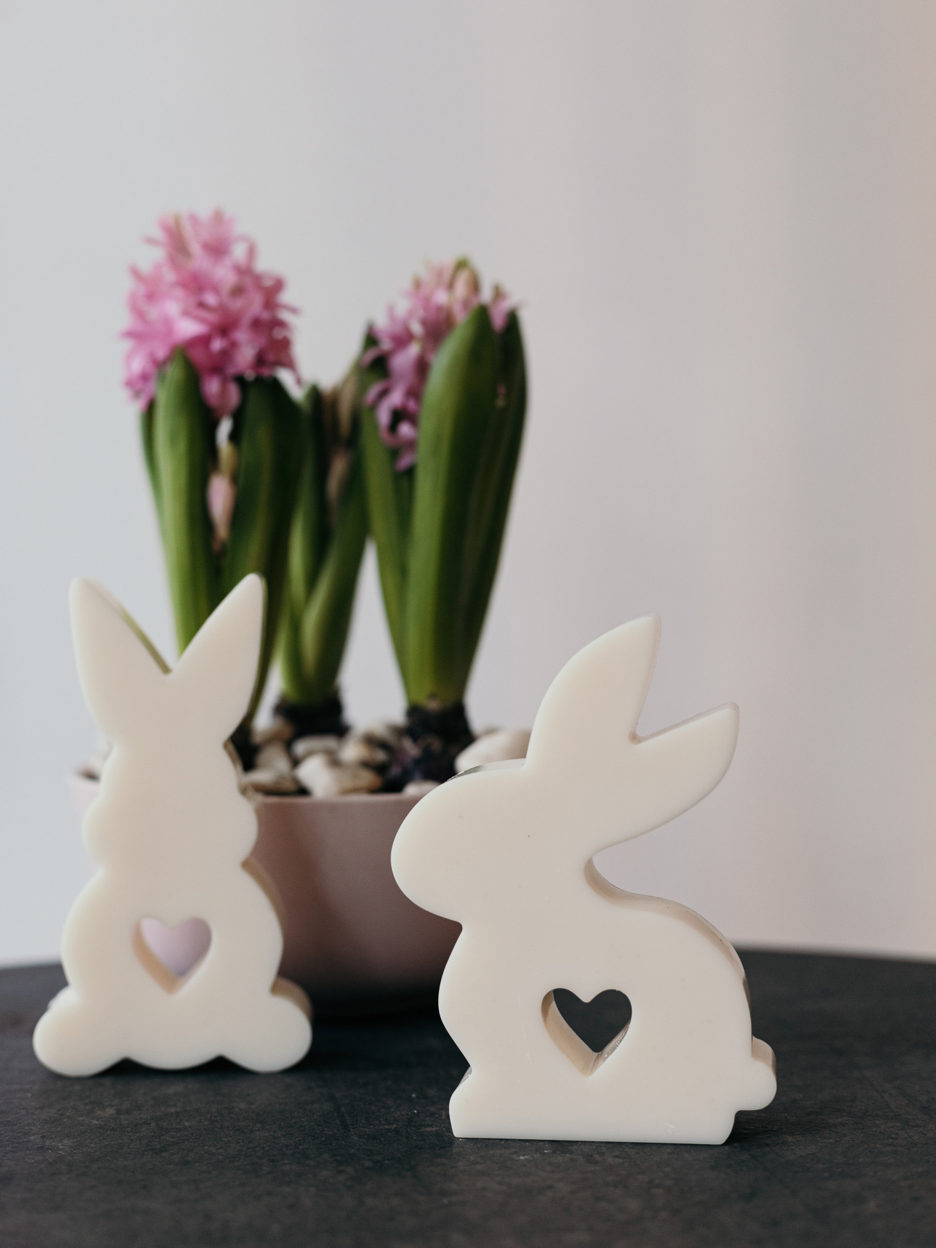 Аромасвечка "Заяц любви", аромат - "Ежевика & шампанское", натуральный пчелиный воск Candle Design модель 140.2013 Фото